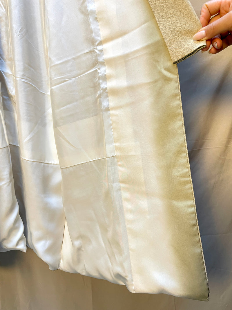 Kimono in Sand Silk with Gold details and Embroideries