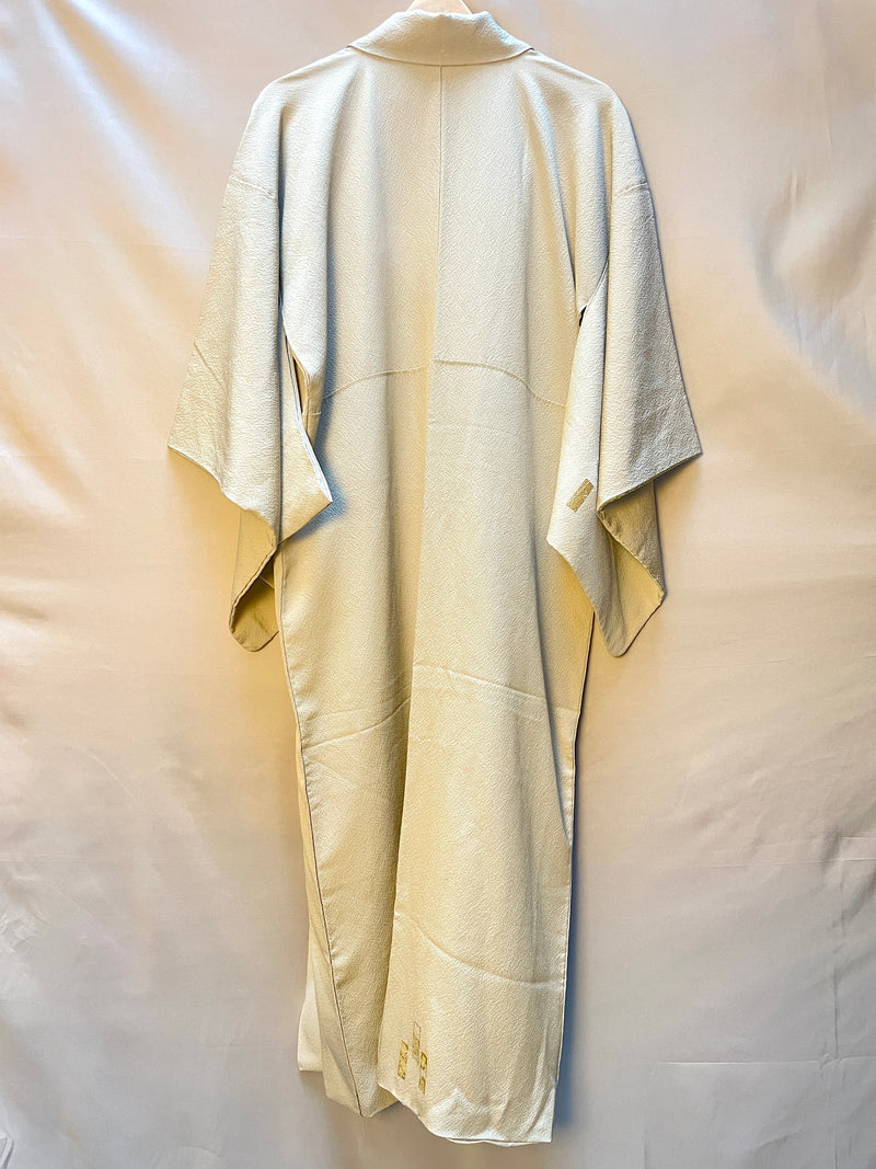 Kimono in Sand Silk with Gold details and Embroideries