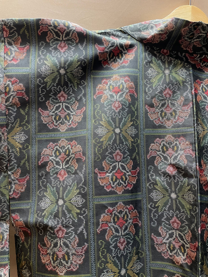 Haori Jacket Oshima Silk Flowers in Black and Red
