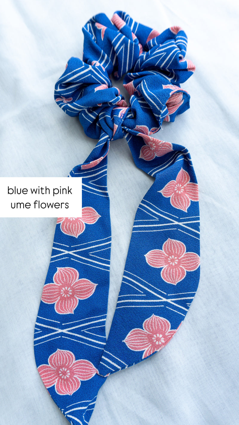 Scrunchie with Detachable Ribbon in Silk