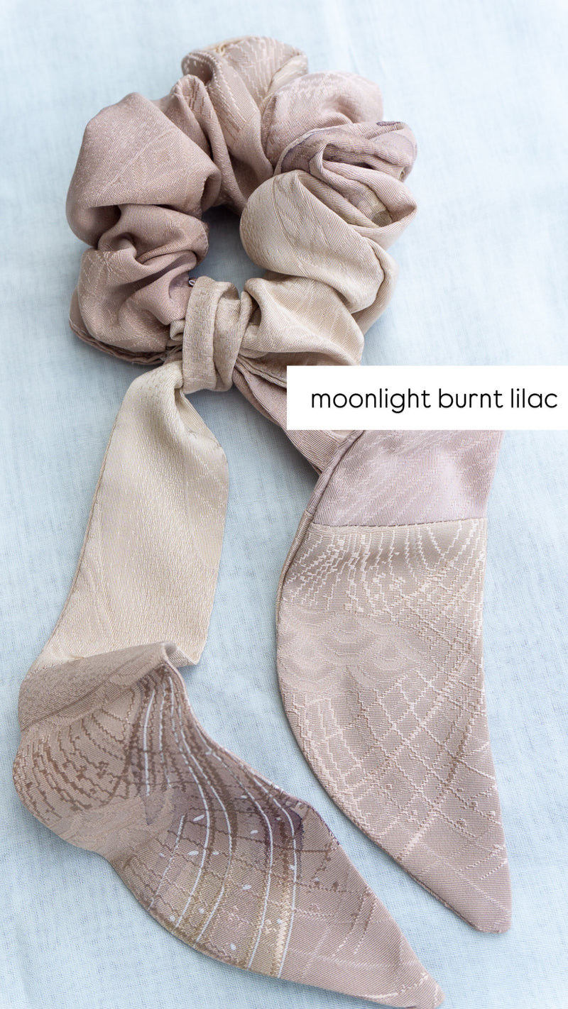 Scrunchie with Detachable Ribbon in Silk