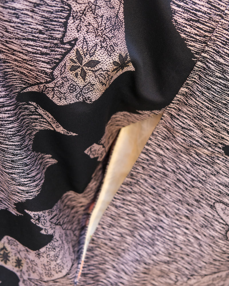 Haori Jacket Jacquard in Black and Lilac with Flowers