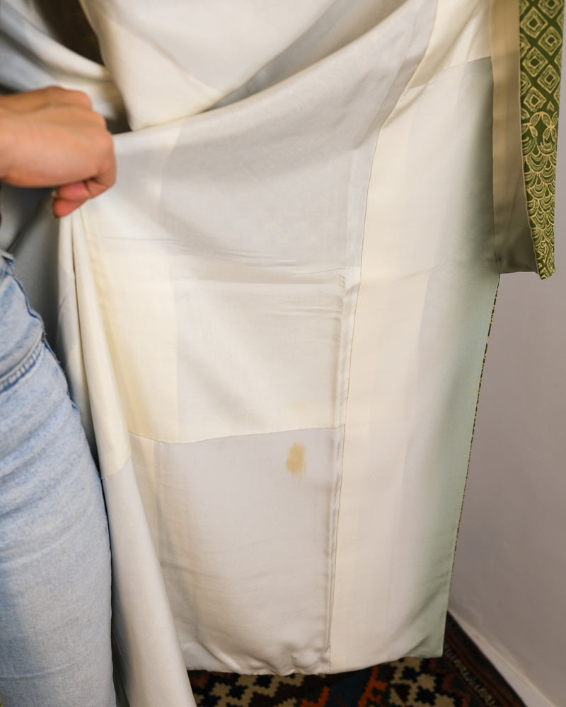 Kimono Moss Green with Patterns in Silk