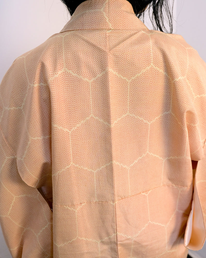 Short Kimono Turtle Shell in Pale Pink Tsumugi Silk