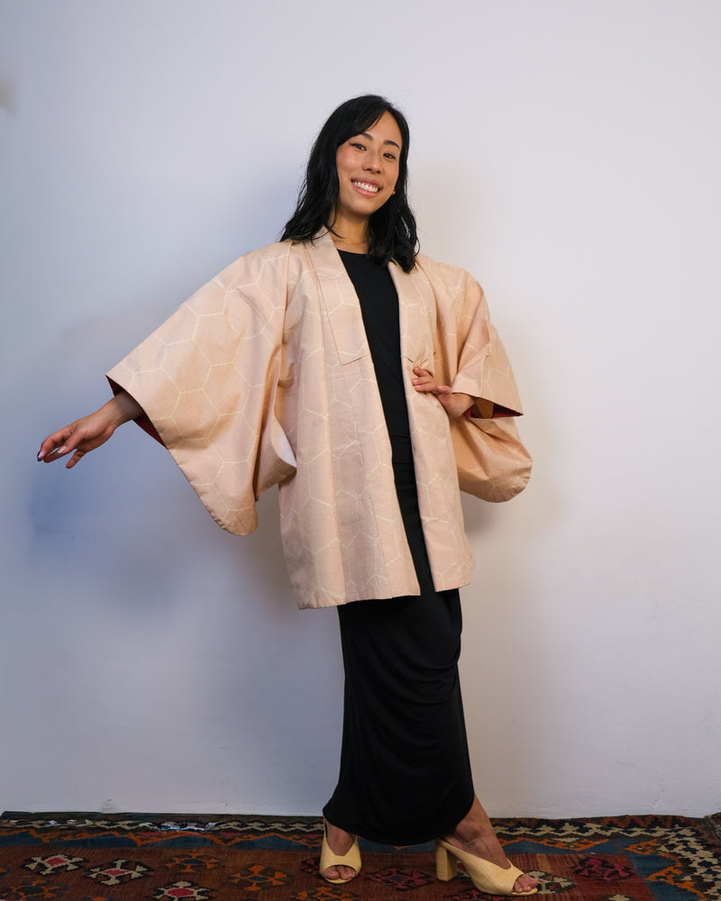 Short Kimono Turtle Shell in Pale Pink Tsumugi Silk