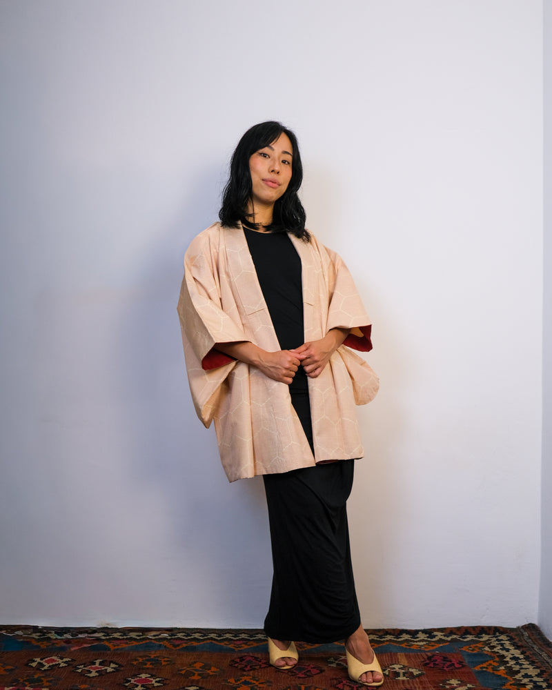 Short Kimono Turtle Shell in Pale Pink Tsumugi Silk