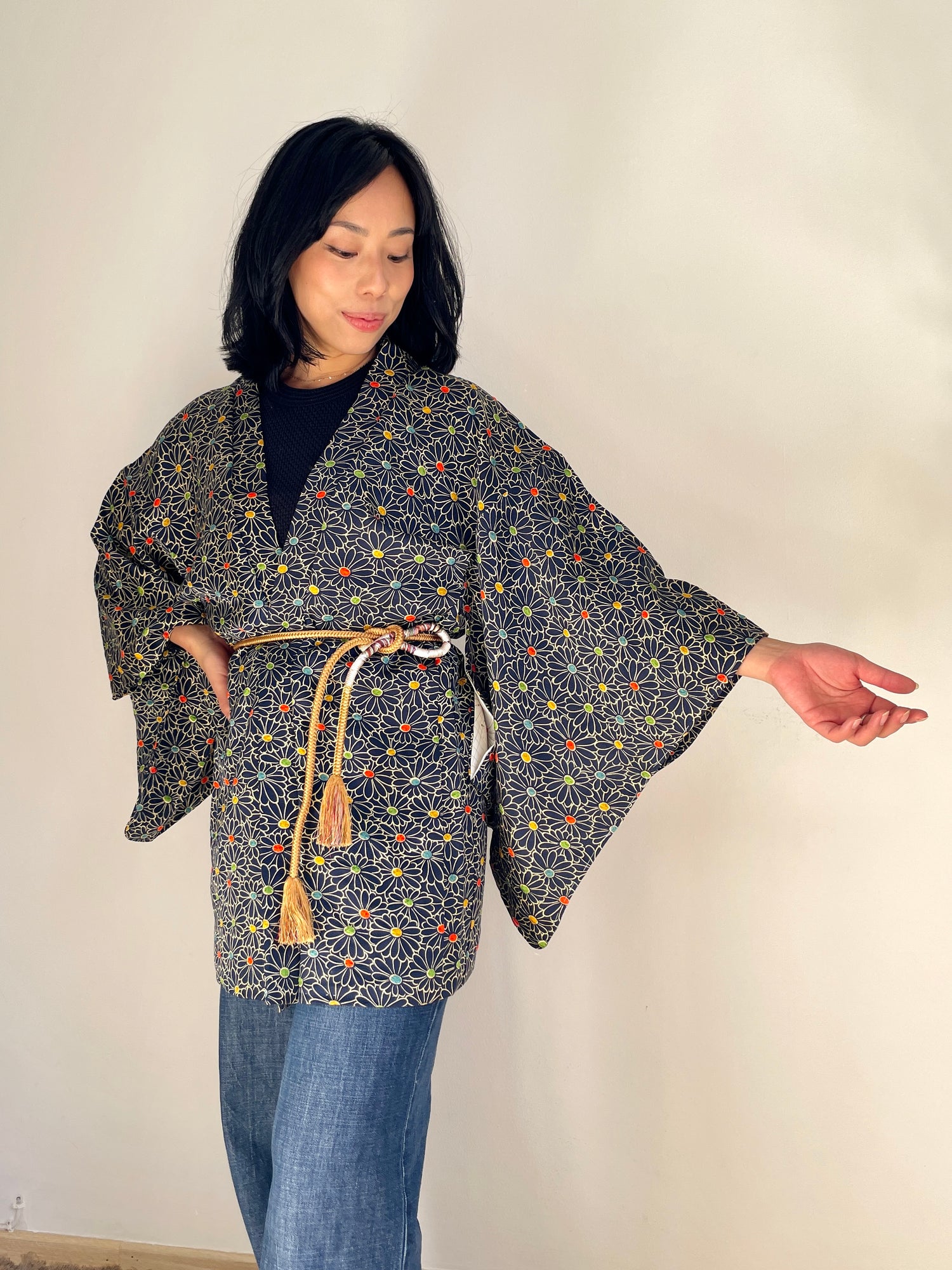 Haori Confetti Dark Blue with Flowers Pattern made in Shibori Technique in Silk