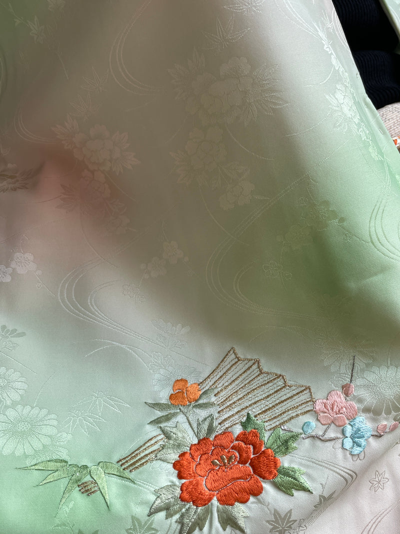 Haori Light Green and Cream With Flowers Embroideries