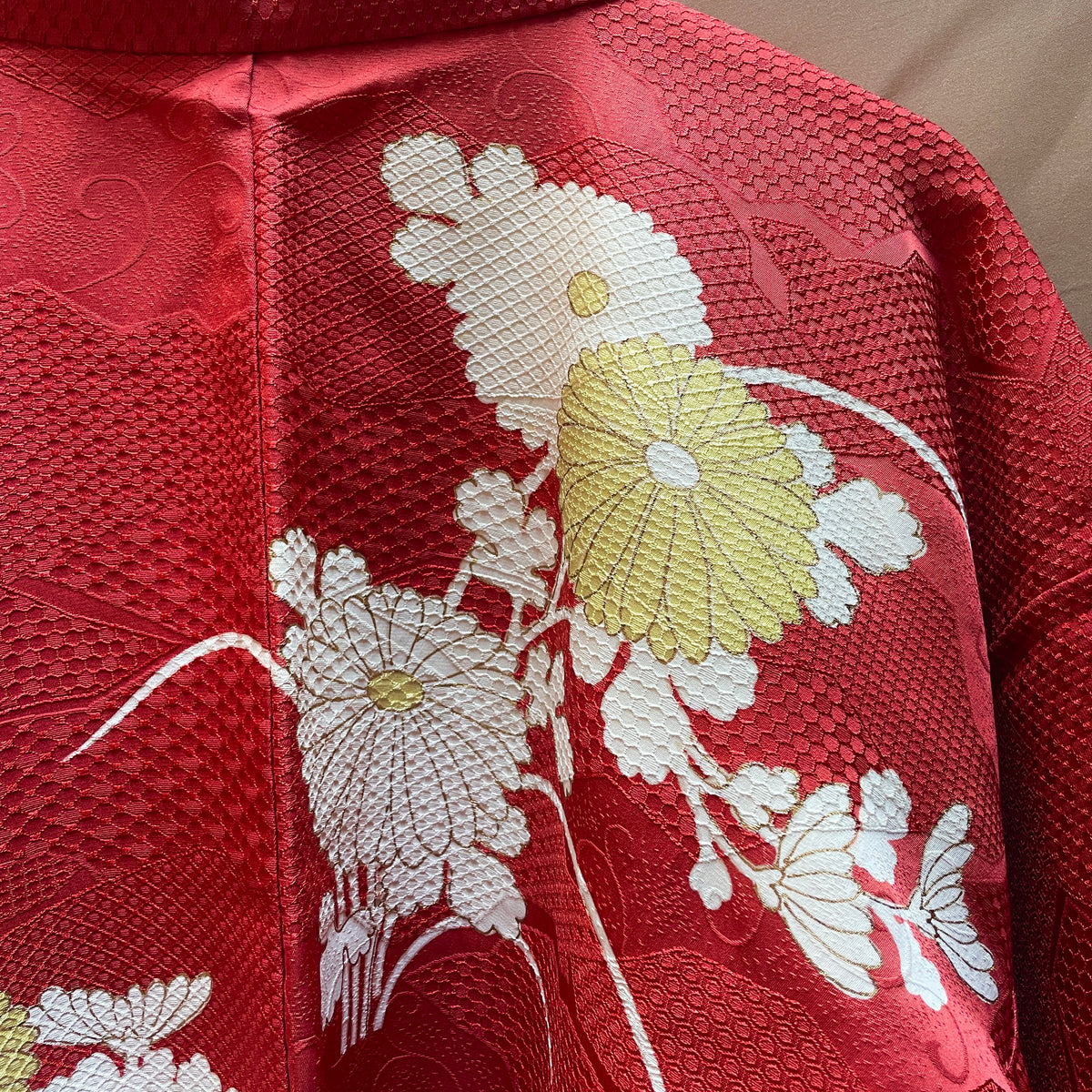 Haori Jacket Cerise Magenta with Flowers and Patterns in Silk