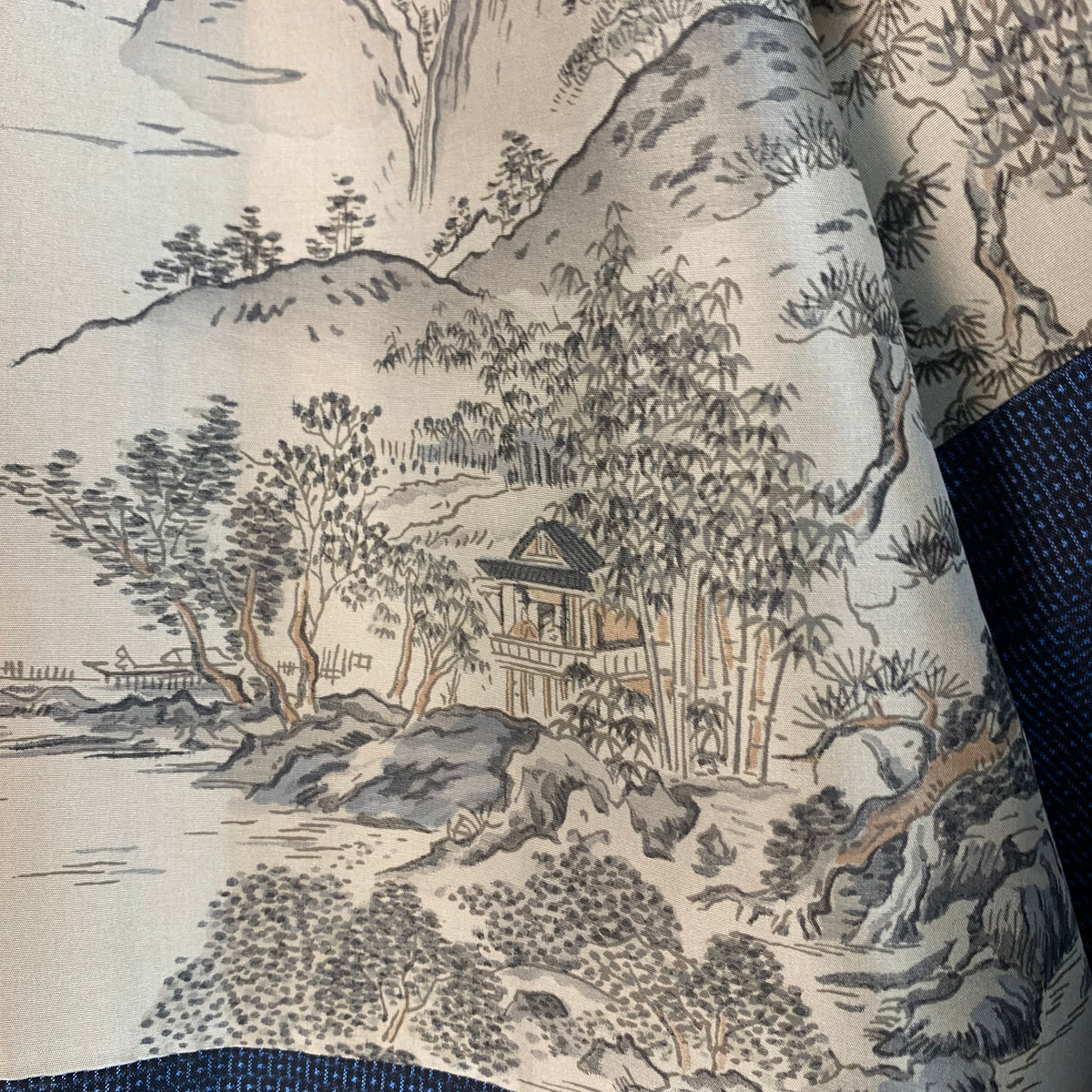 Haori Mens Oshima Tsumugi Silk with Art