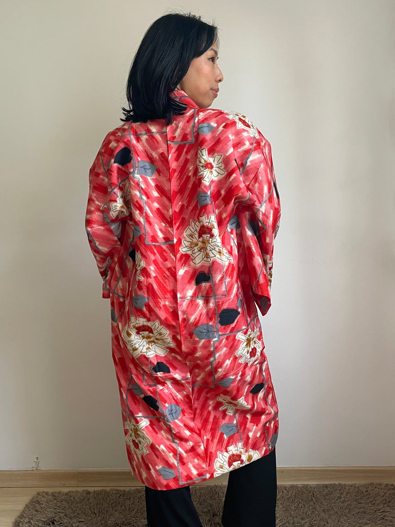 Kimono Vintage with Pink Drawings in Silk