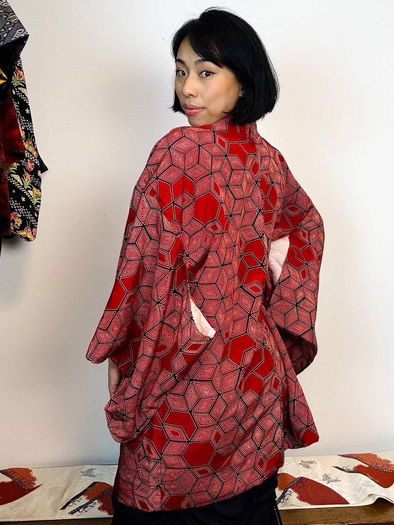 Haori Red Geometric Cubic Shapes
