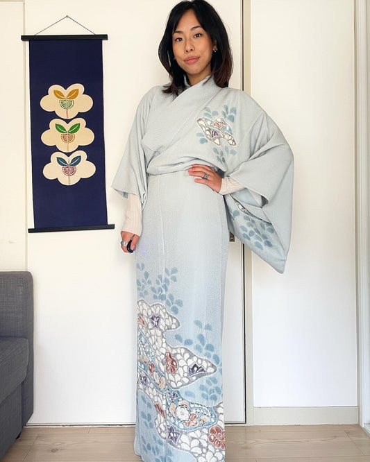 Kimono Light Blue Tsujigahana Technique in Silk