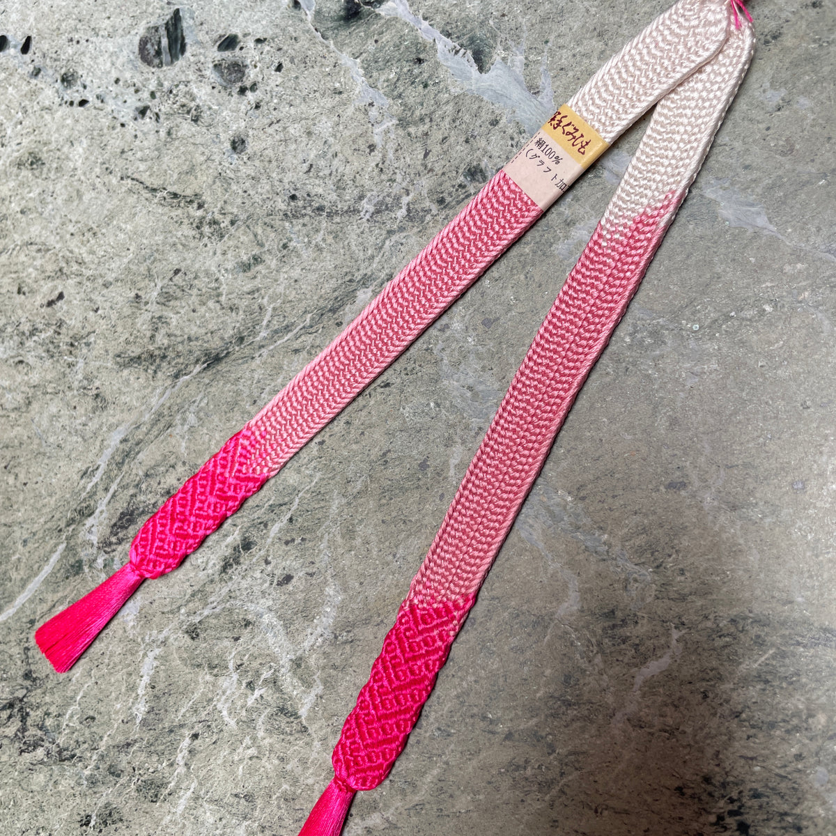 Haorihimo Hot Pink, Pink and White