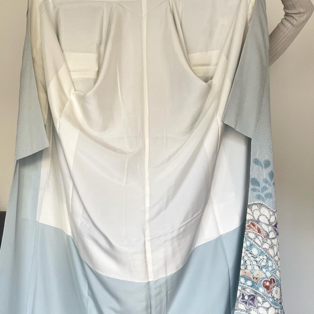 Kimono Light Blue Tsujigahana Technique in Silk
