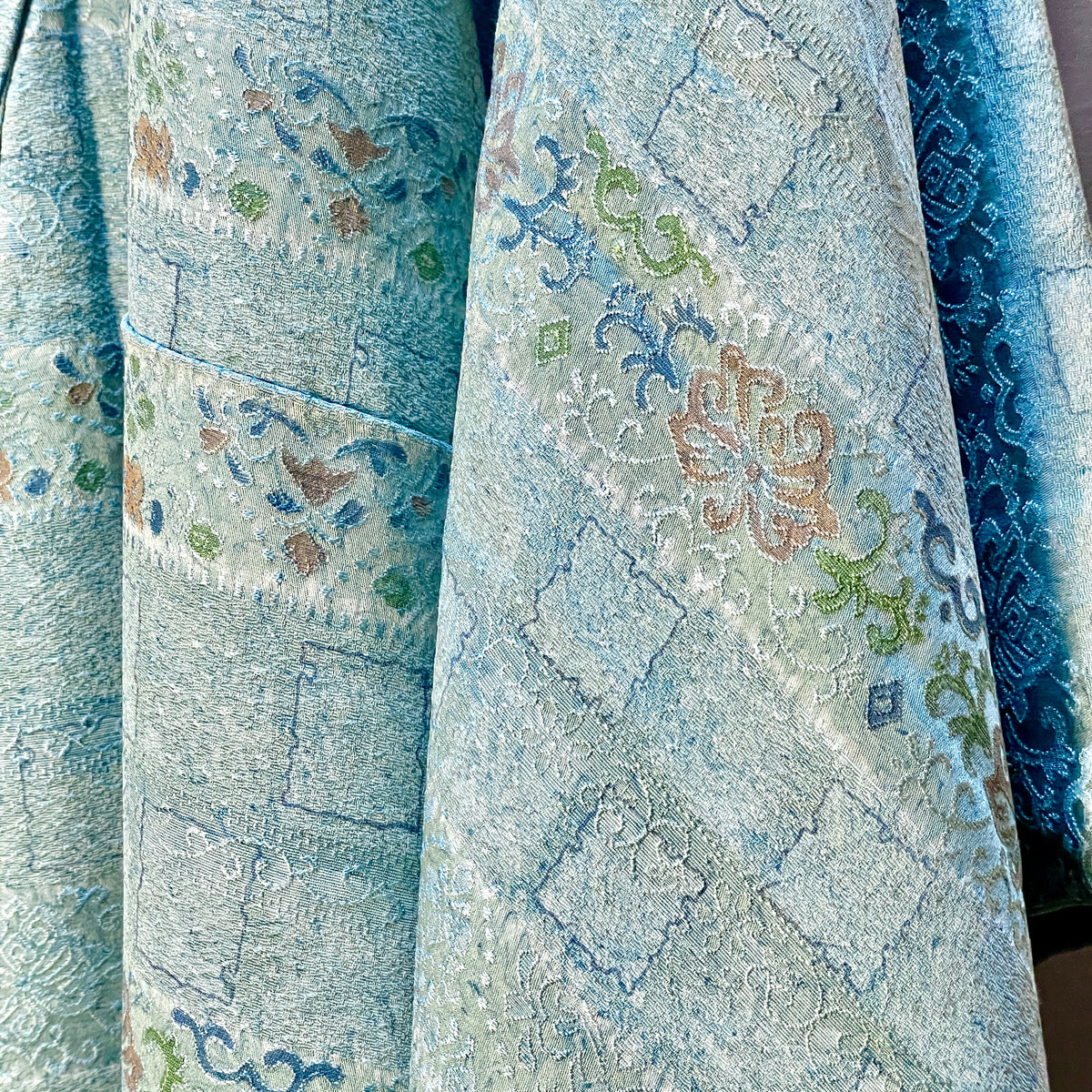 Kimono in Light Blue Silk