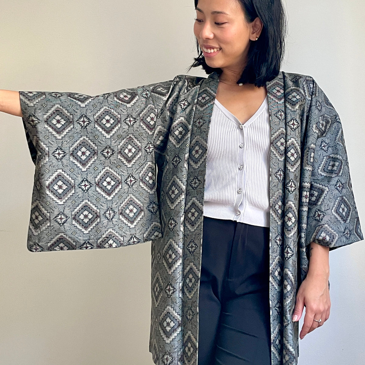 Haori Grey Geometric in Tsumugi Technique in Silk