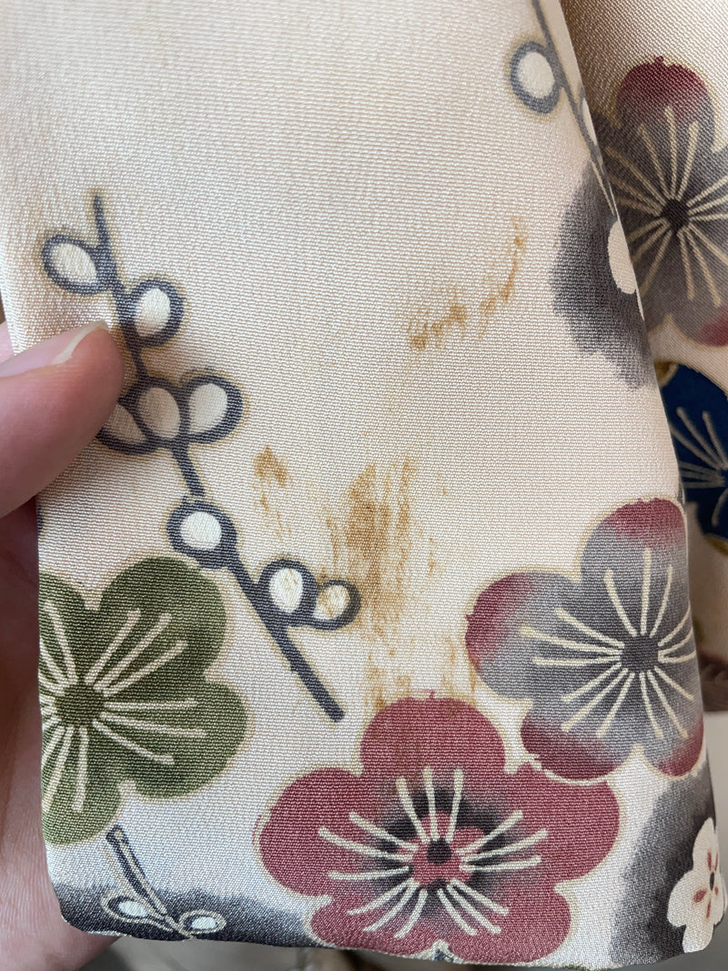 Kimono Cream with Japanese Garden Cherryblossom Painting