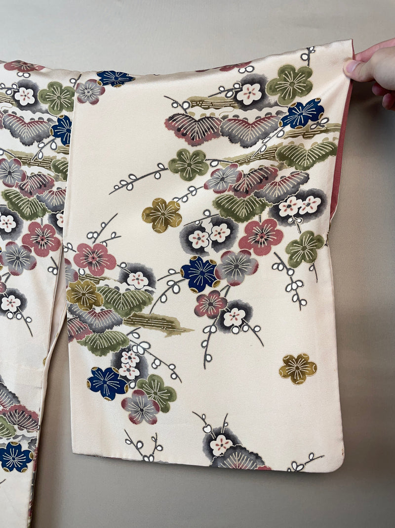 Kimono Cream with Japanese Garden Cherryblossom Painting