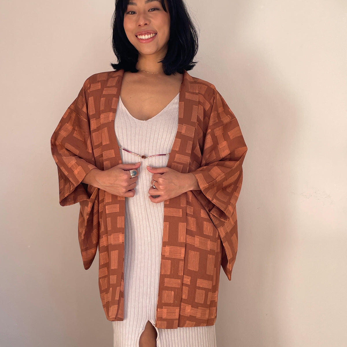 Haori Cinamon with Bricks in Silk - Closure attached