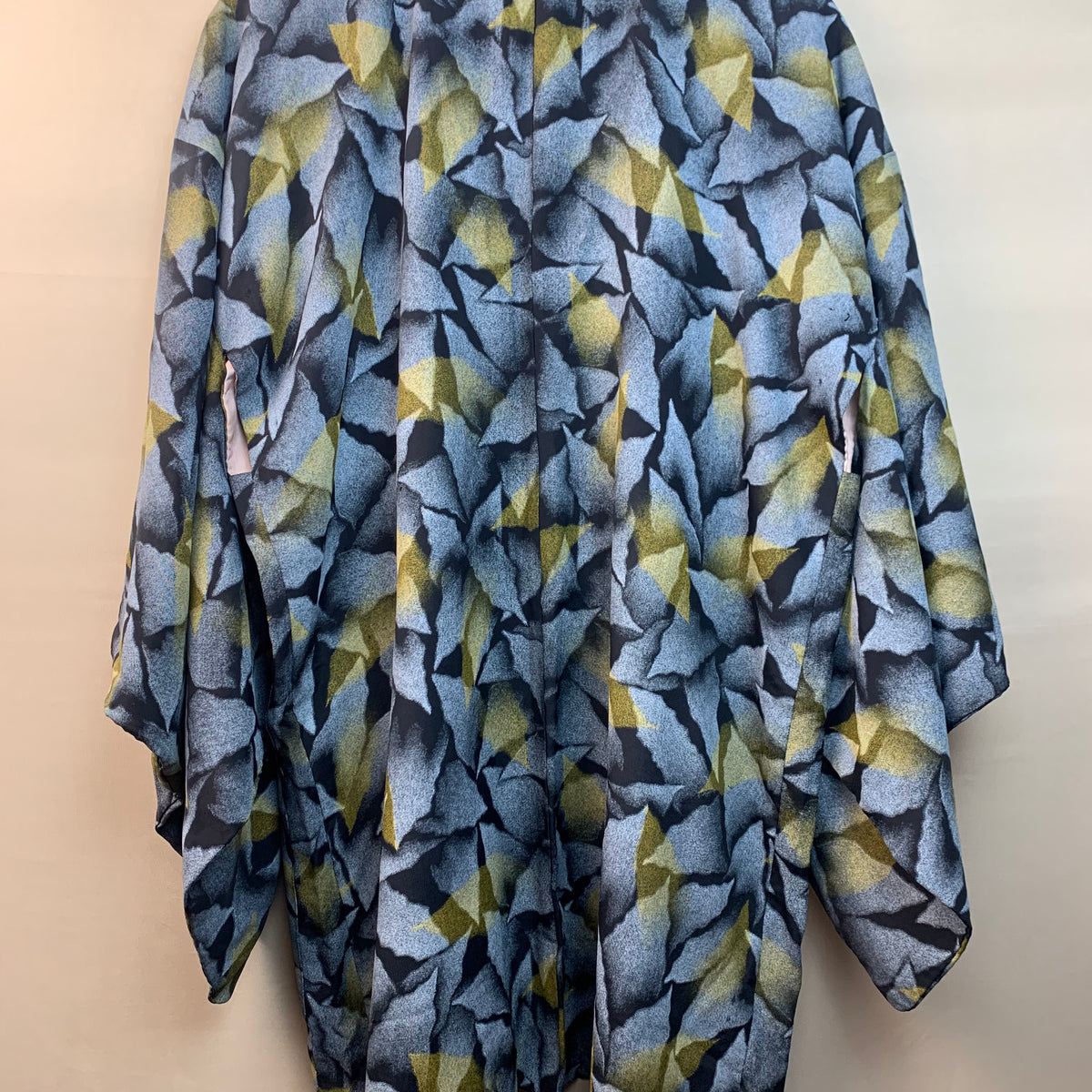 Haori Vintage Plute in Grey and Yellow