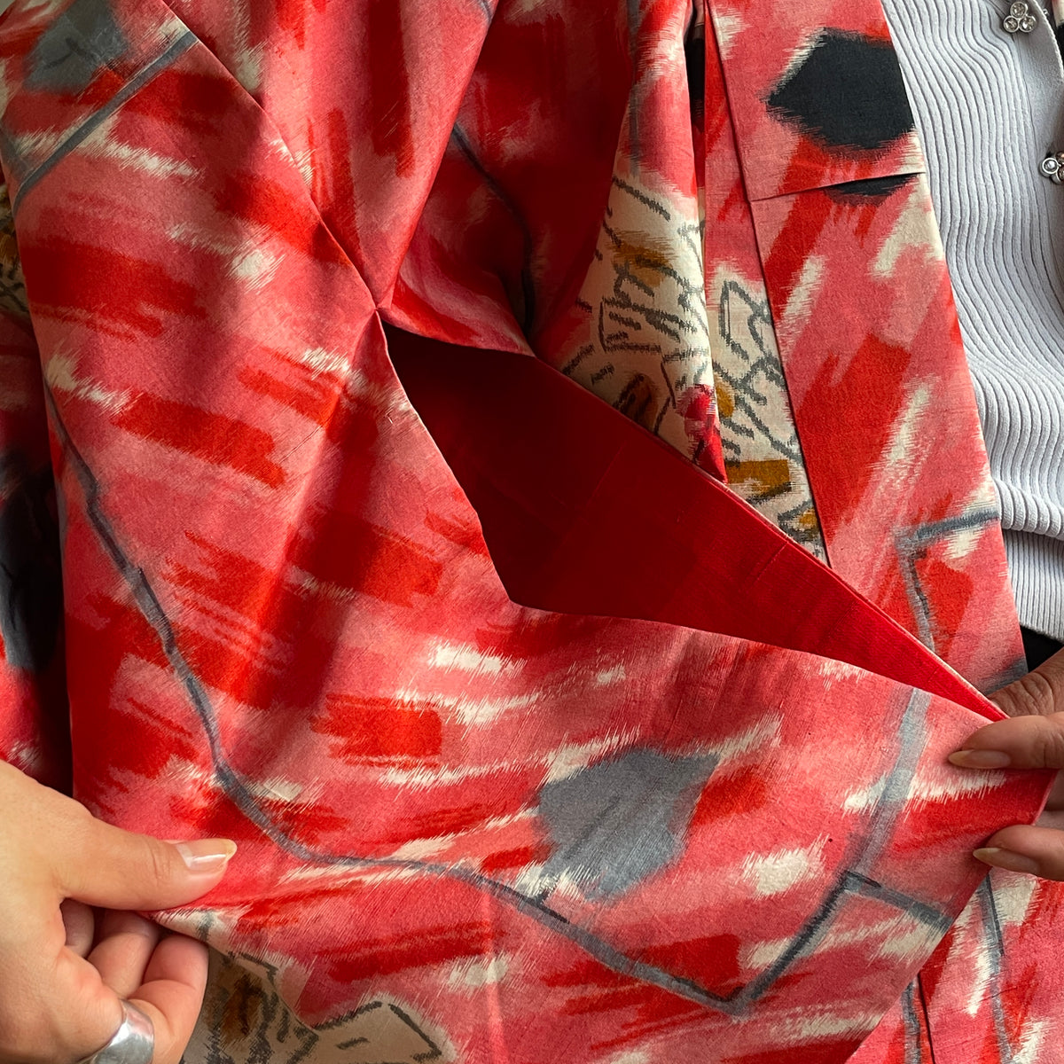 Kimono Vintage with Pink Drawings in Silk