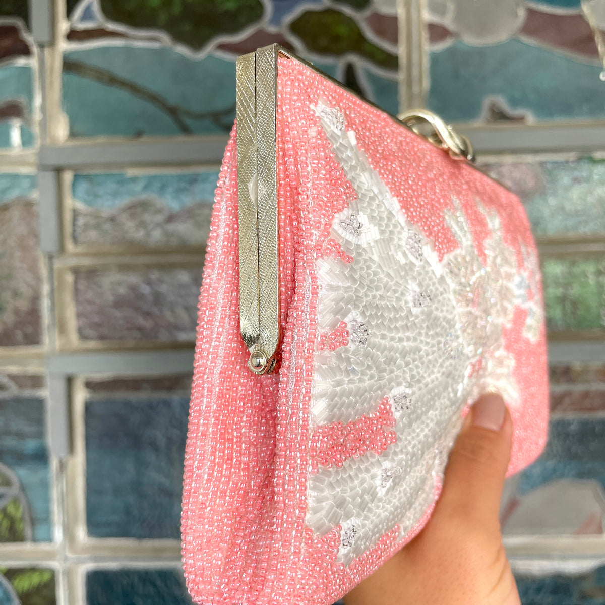 Beaded Bag Pink with white Flowers