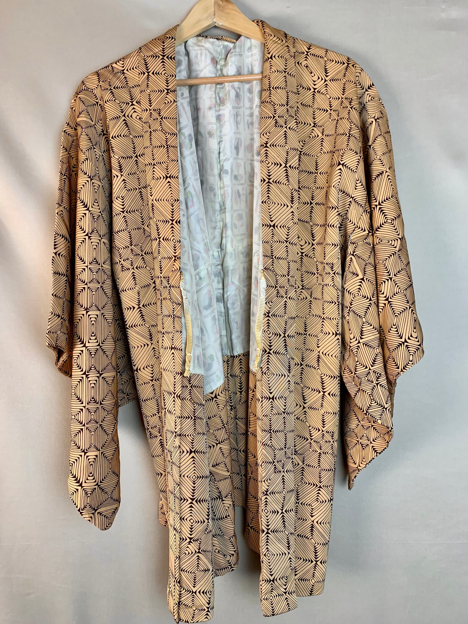 Haori Square inside Square