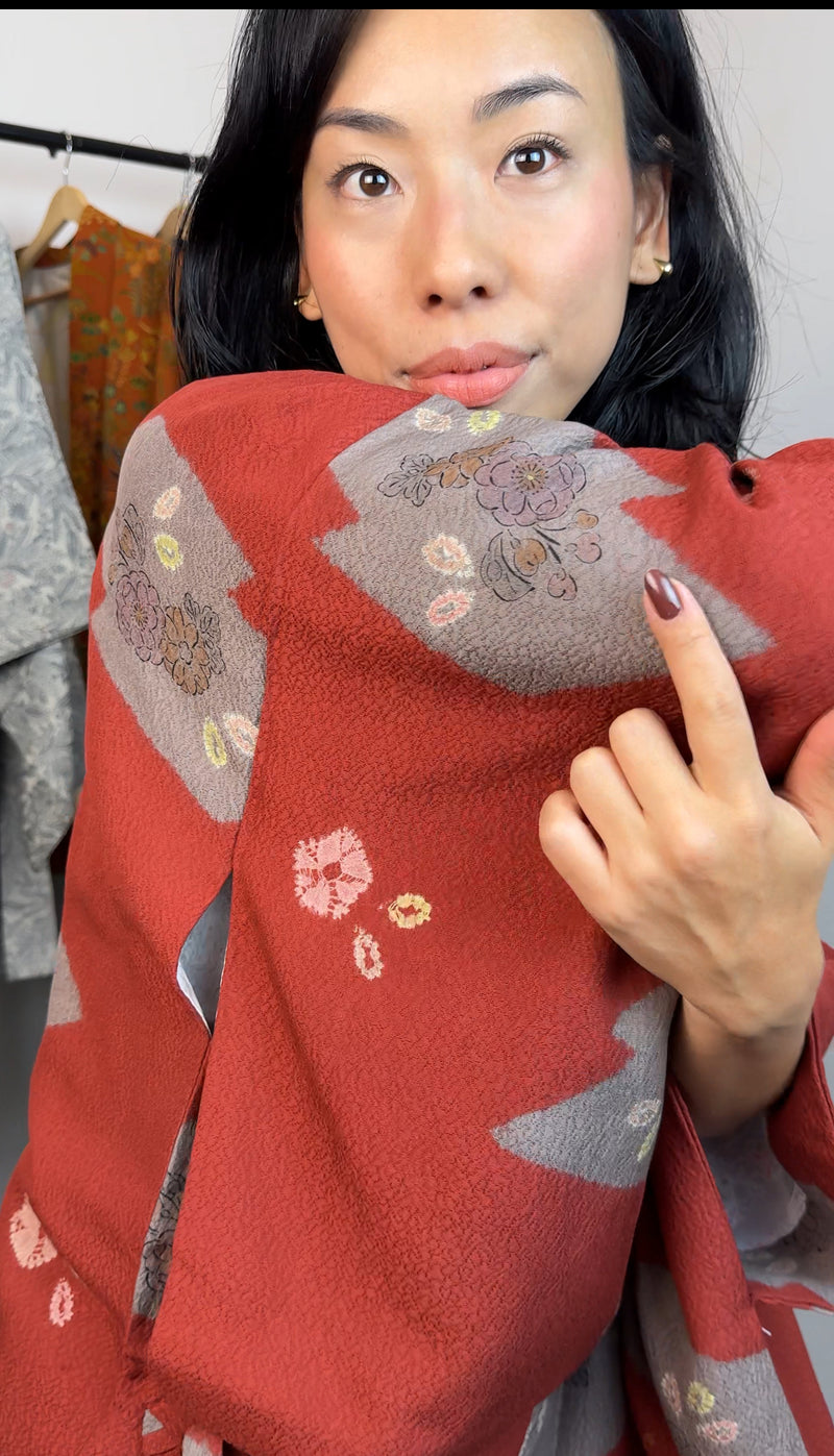 Haori Envelope Deep Red with Shibori Flowers