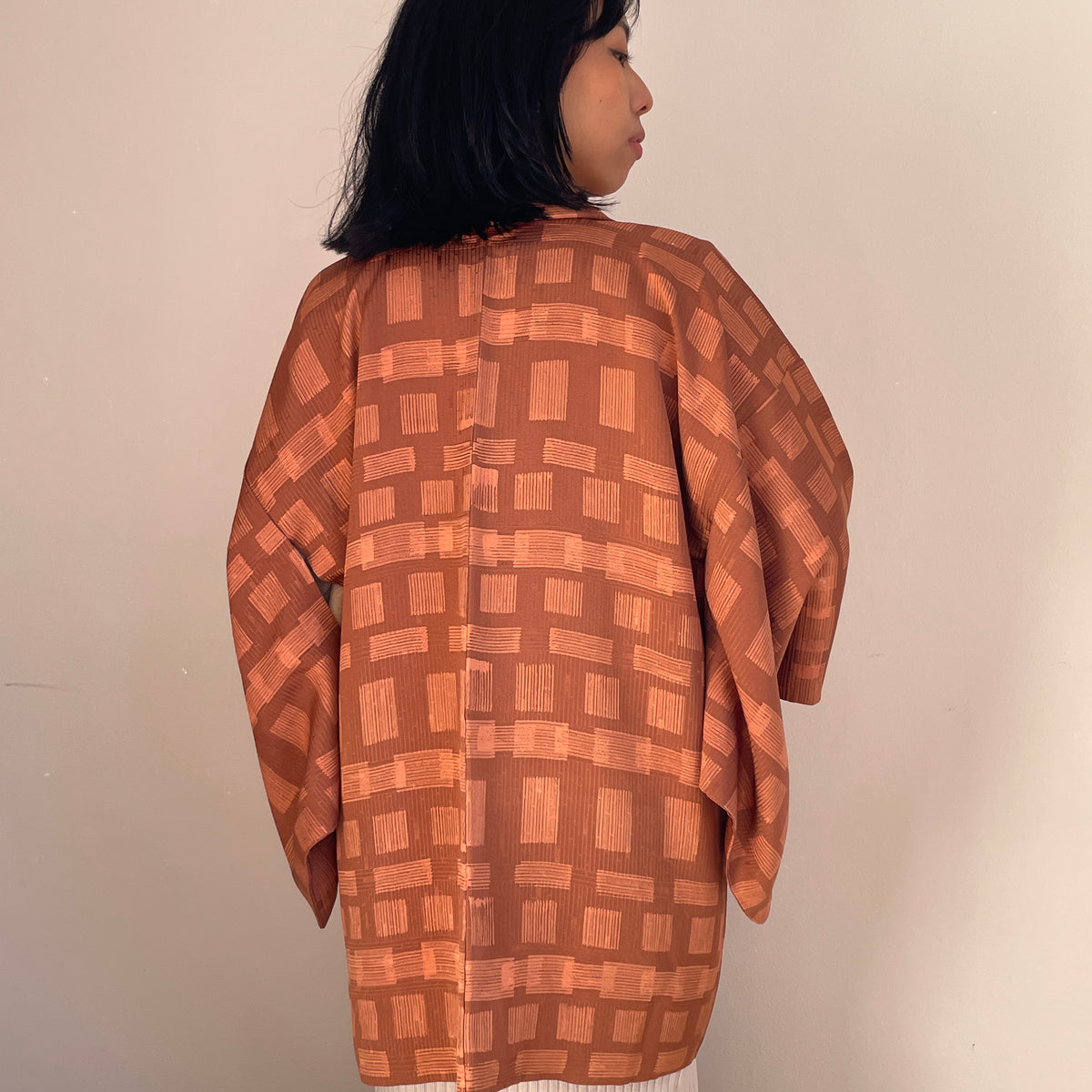 Haori Cinamon with Bricks in Silk - Closure attached
