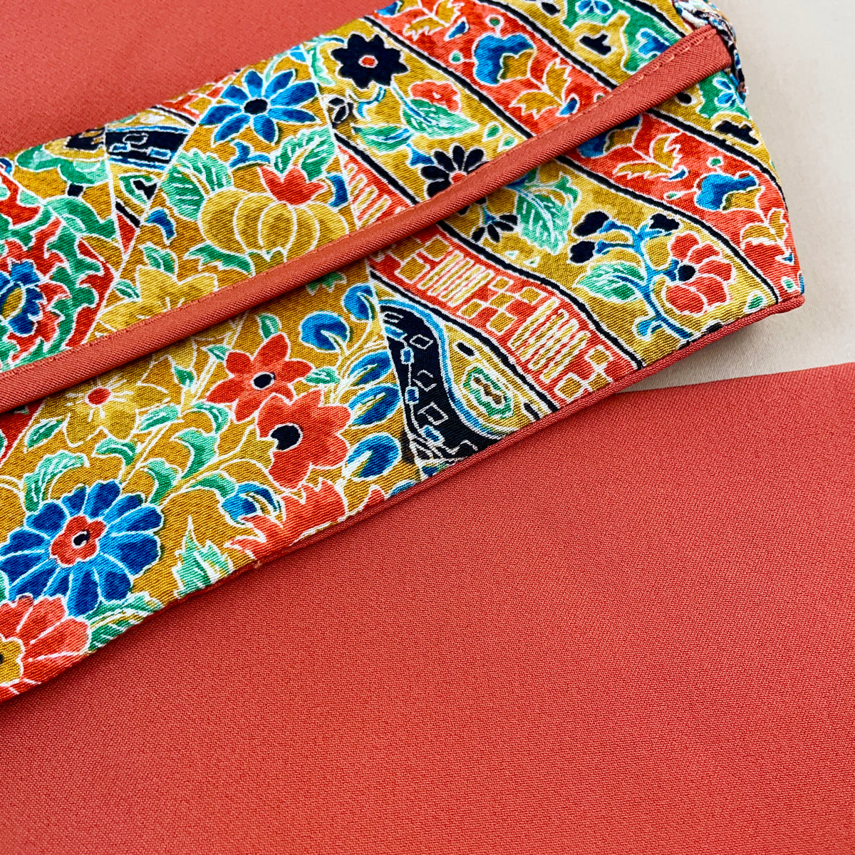 Asymmetrical Belt Made from Kimono Silk Fabric Jardin