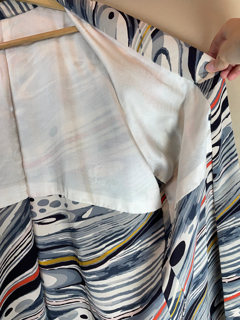 Haori Ink Ripples with Gold Details
