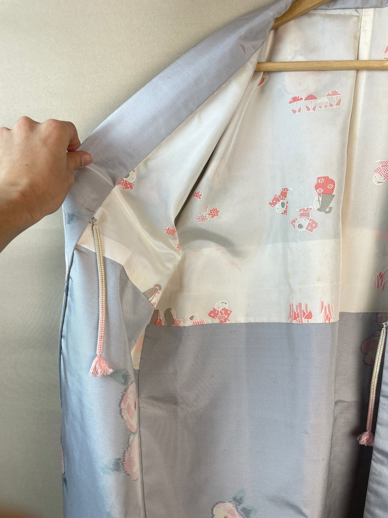 Haori Icy Grey with Flowers in Tsumugi Weaving Silk