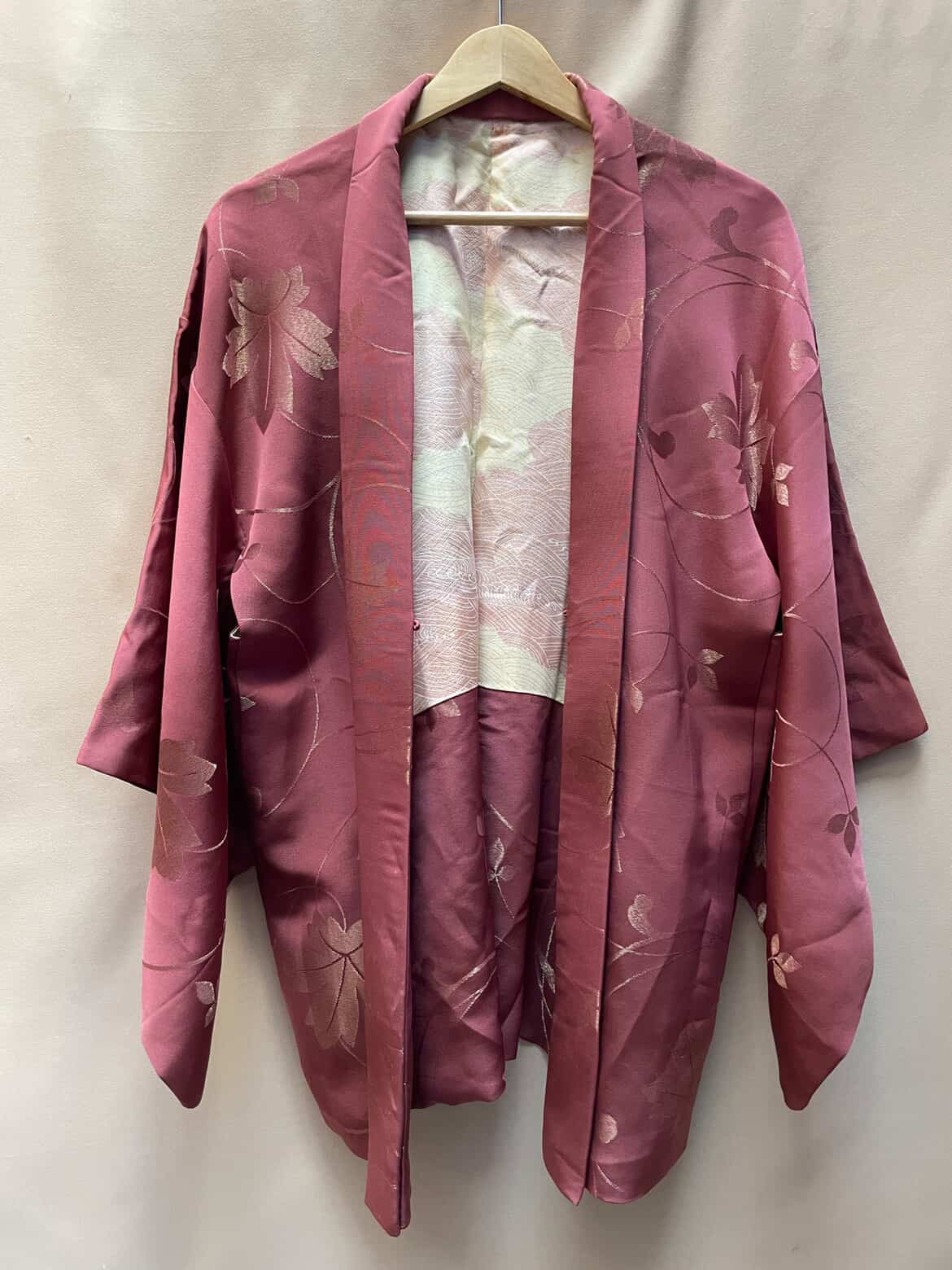 Haori Mauve with Metallic Embroideries in Silk