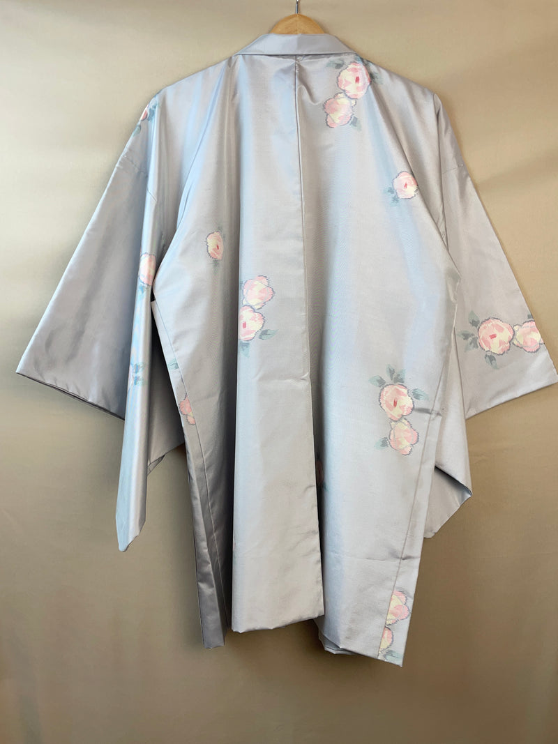 Haori Icy Grey with Flowers in Tsumugi Weaving Silk