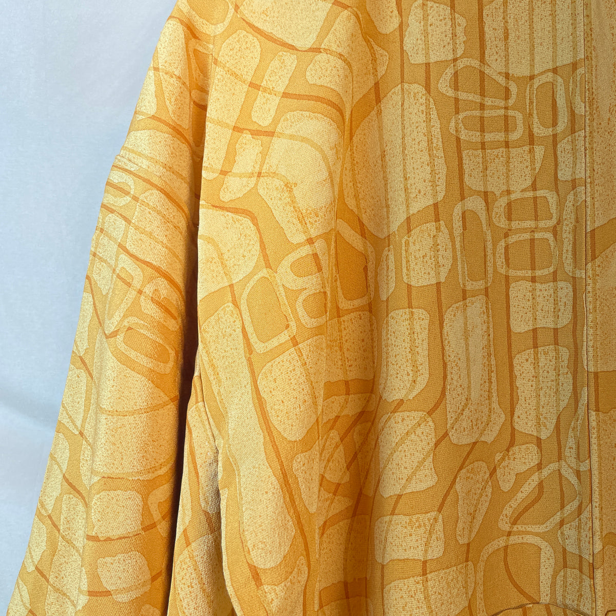 Kimono Mustard Yellow Lines and Forms in Silk with Belt