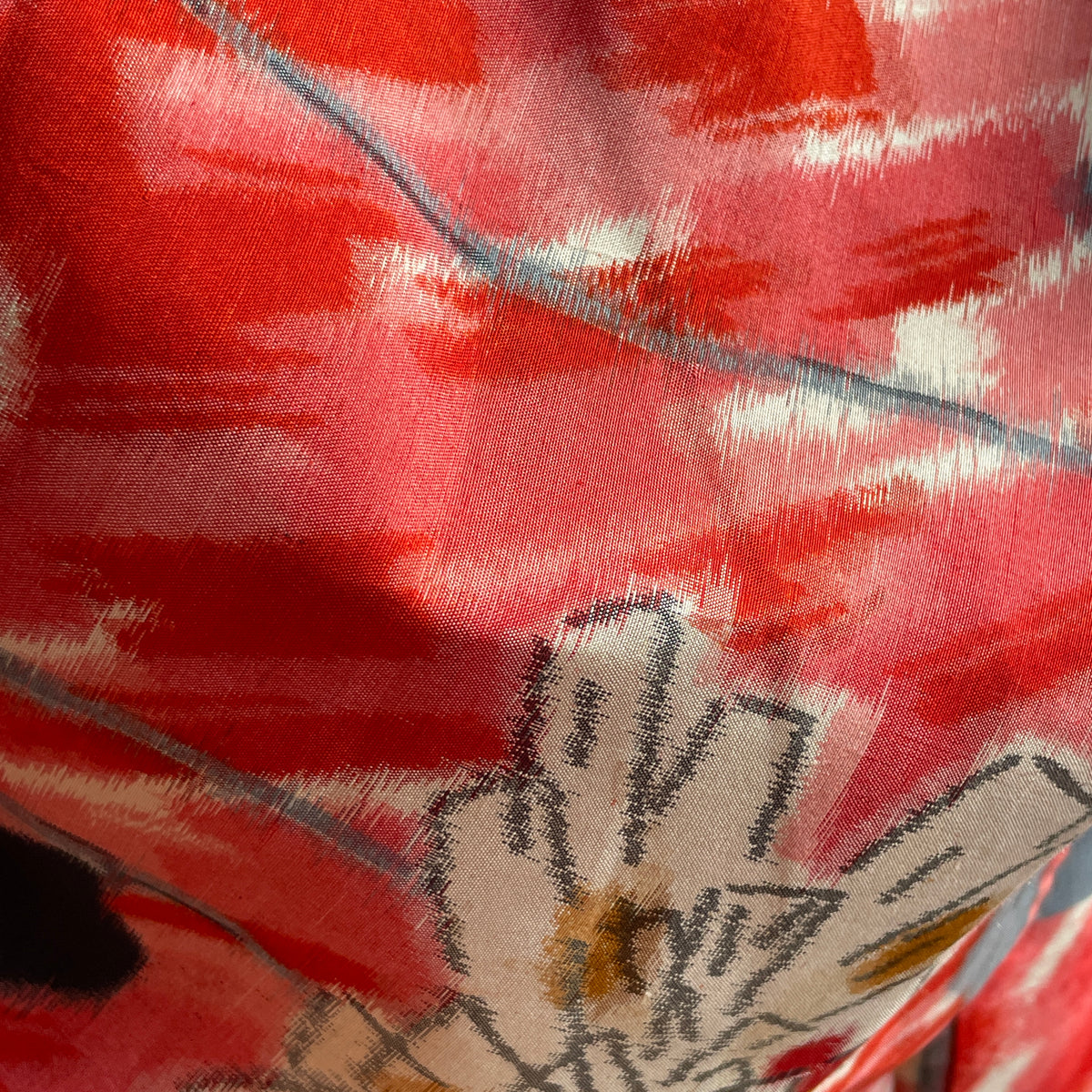 Kimono Vintage with Pink Drawings in Silk
