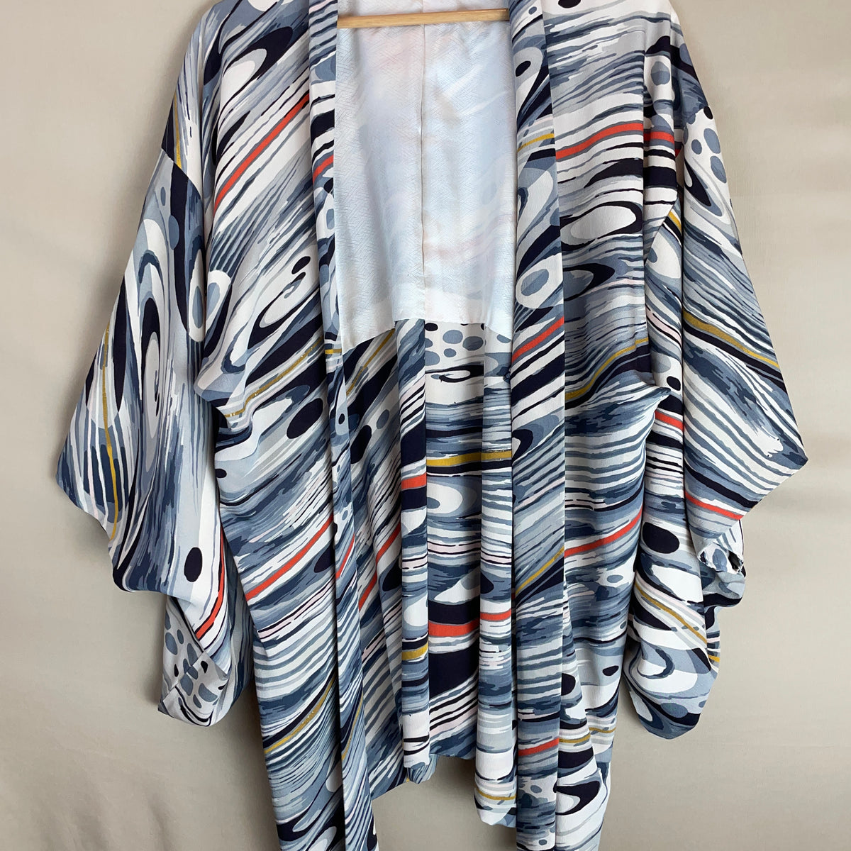 Haori Ink Ripples with Gold Details