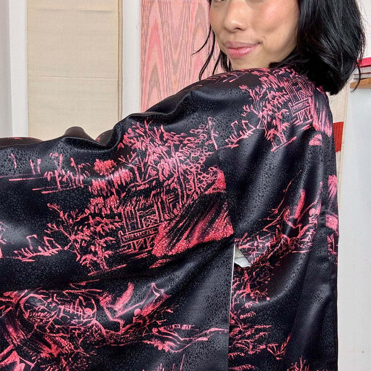 Haori Black with Pink Japanese Houses in Silk