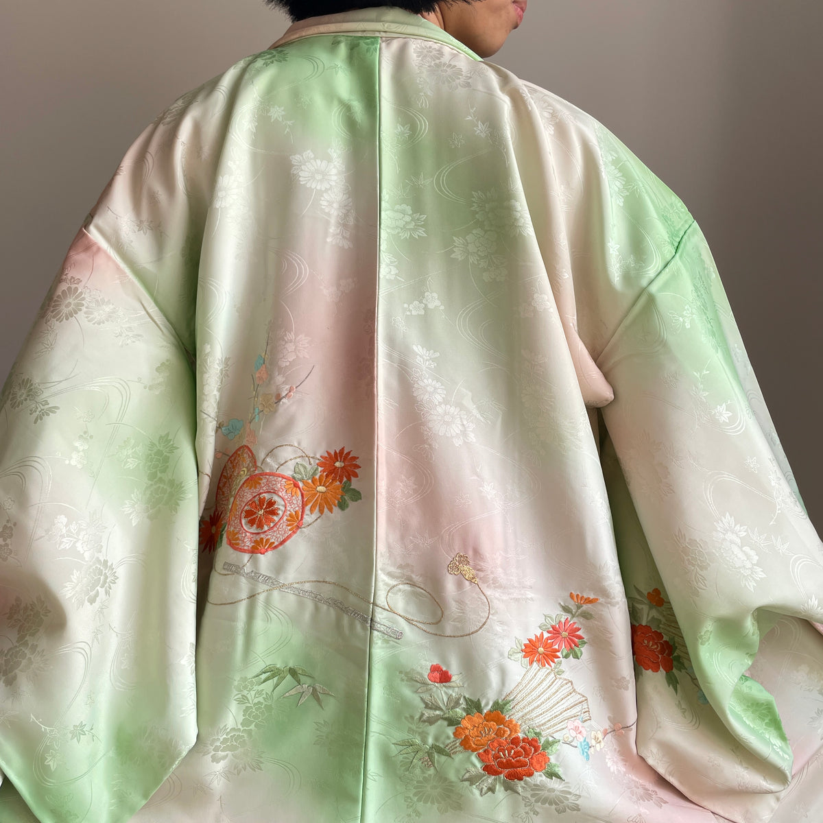 Haori Light Green and Cream With Flowers Embroideries