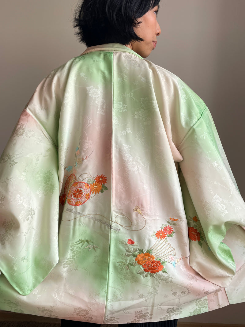 Haori Light Green and Cream With Flowers Embroideries