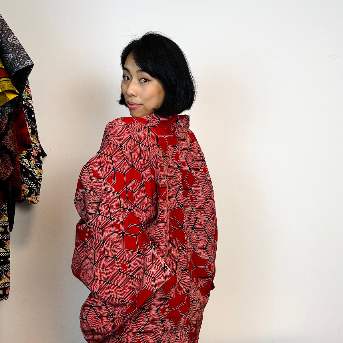 Haori Red Geometric Cubic Shapes