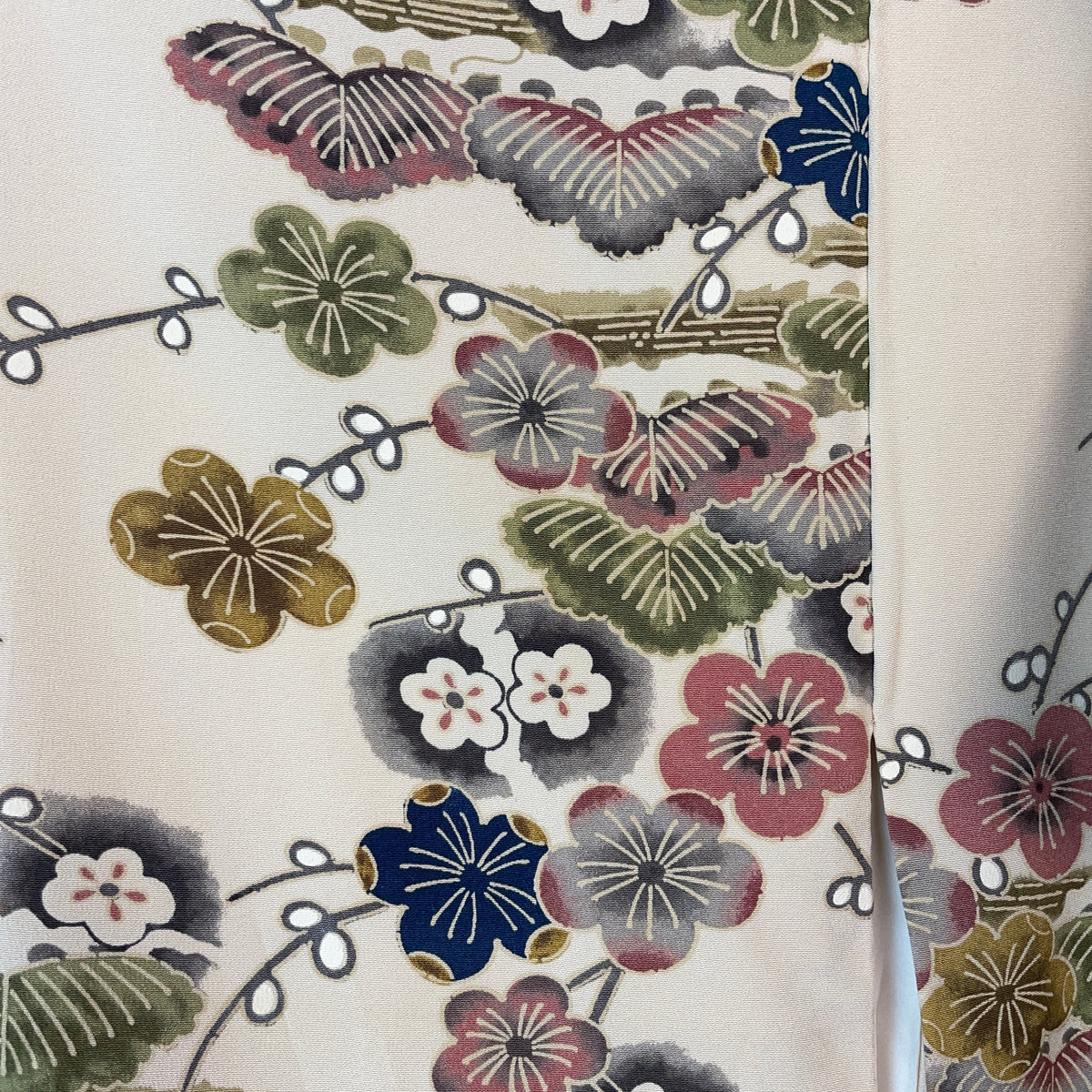 Kimono Cream with Japanese Garden Cherryblossom Painting