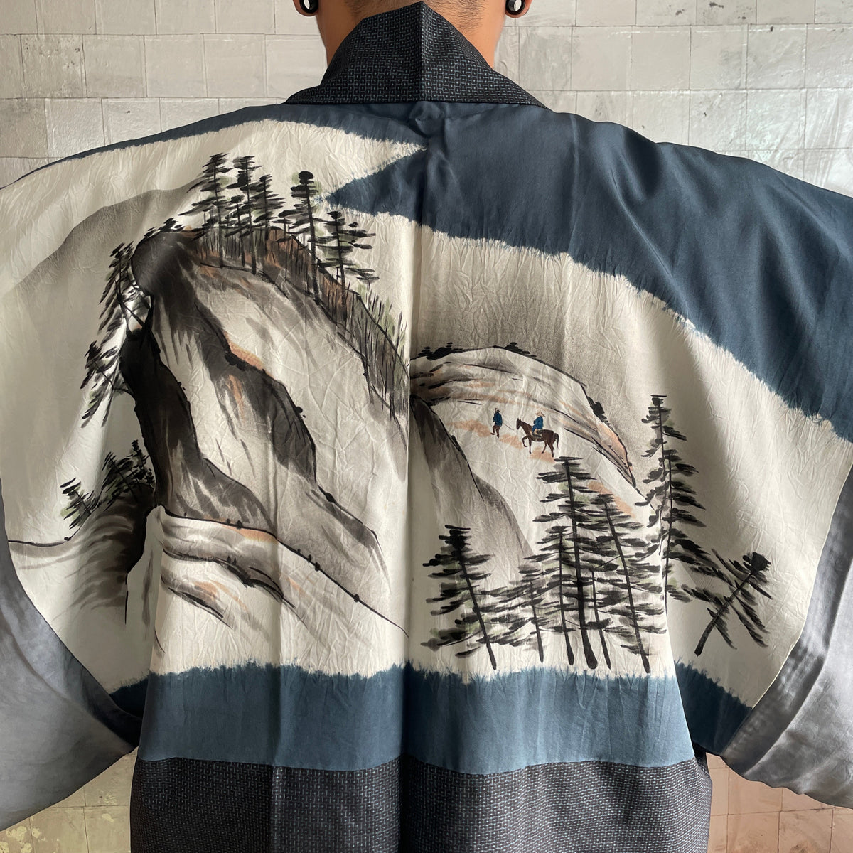 Mens Haori Jacket Oshima with Art Back