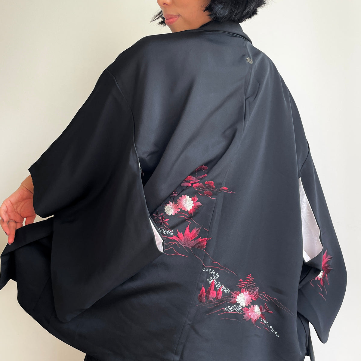 Haori Black with Dark Red Flowers Embroidered in Silk
