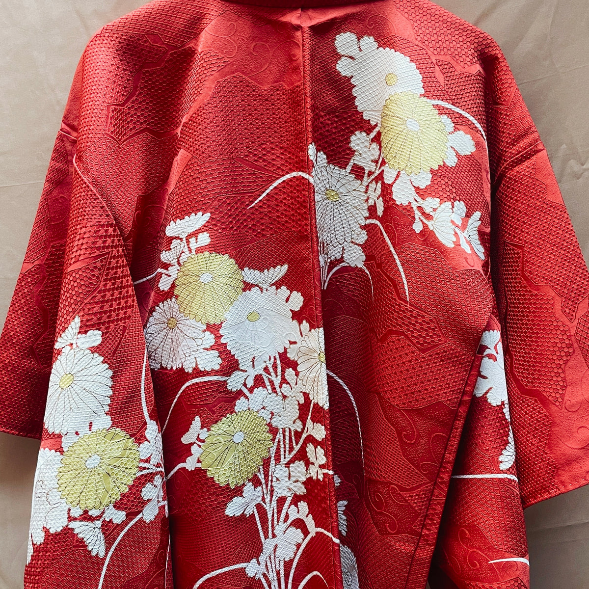 Haori Jacket Cerise Magenta with Flowers and Patterns in Silk