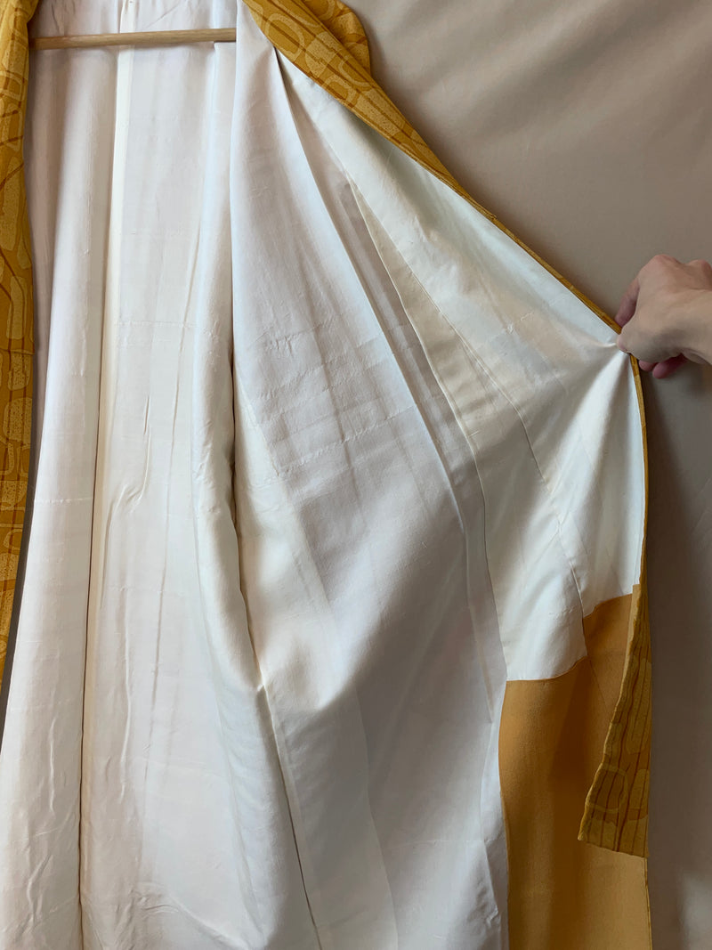 Kimono Mustard Yellow Lines and Forms in Silk with Belt