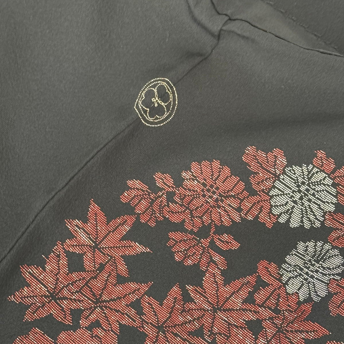 Kimono Mens Grey and Haori Black with Sakura interior
