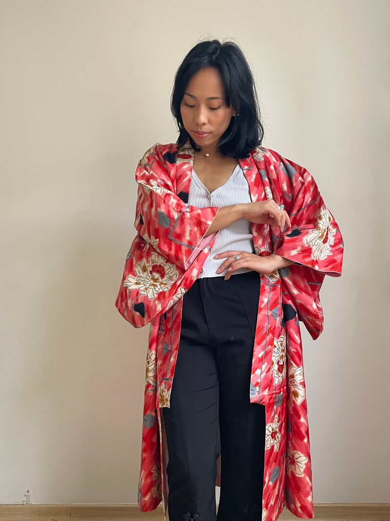Kimono Vintage with Pink Drawings in Silk