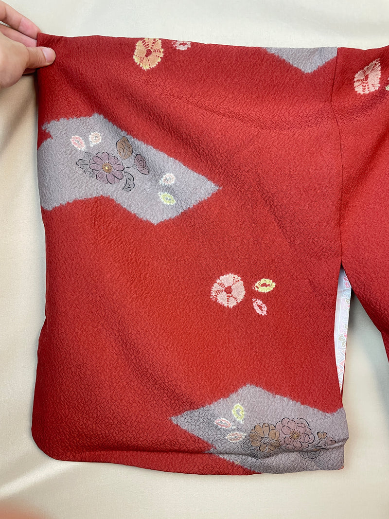 Haori Envelope Deep Red with Shibori Flowers